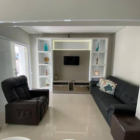 Ampla Casa C/ Piscina Em Balneario Camboriu Exterior foto